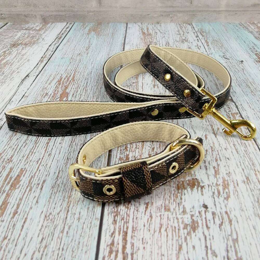 New Quality Necklace Leather Plaid Cat Fighting Dog Collar Pet Supplies