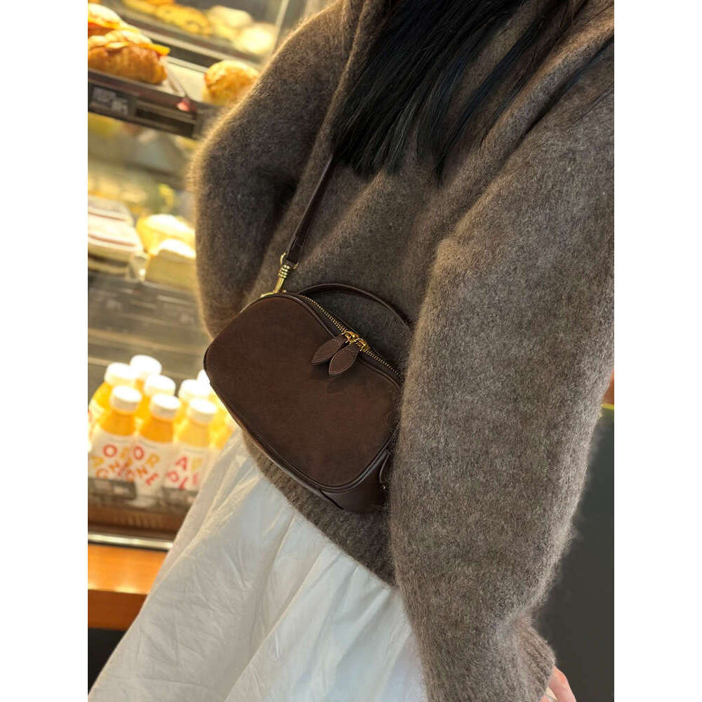 Luxury Shoulder Bags Totes Genuine Leather Small Handbag Autumn Winter New Crossbody Fashionable Cowhide Versatile Retro Women S Bag SENYY