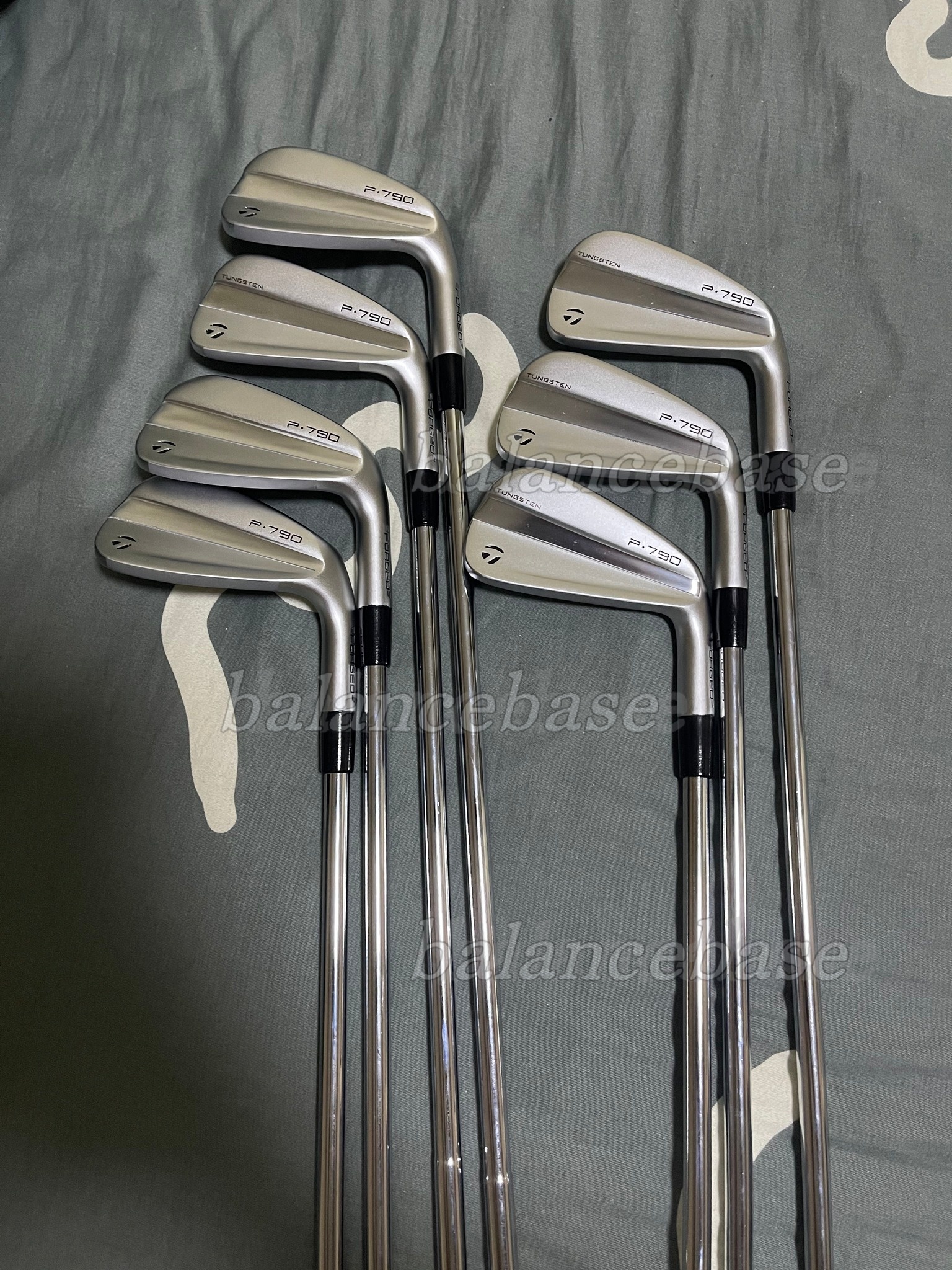 Golf Club P790 Irons 4-9P -R/S Shaft with Headcover Latest version Brand New Iron real photo and more style contact seller golfalchemist
