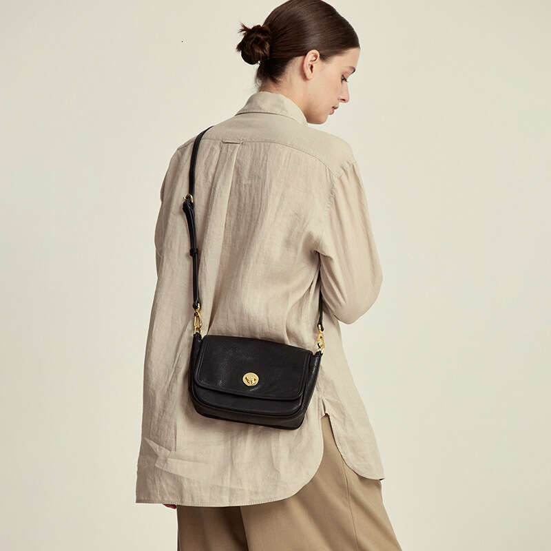 Luxury Shoulder Bags Totes Hobo Summer New Top Layer Vegetable Tanned Vintage Single Versatile Crossbody Small Square Genuine Leather Women S Bag SENY