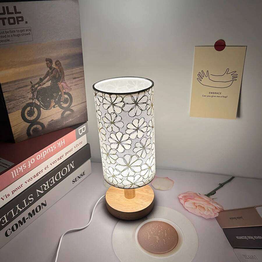 Golden Sunflower Fabric Desktop Table Lamp, USB-powered - three-color dimmable/warm light monochrome, suitable for various occas H260225