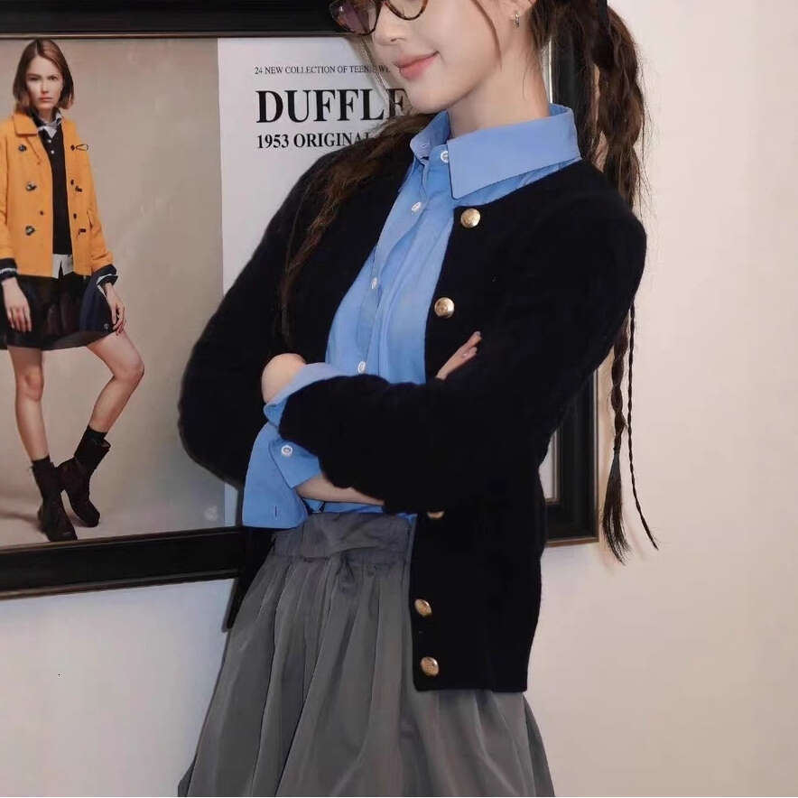 2026 Autumn/Winter Celebrity Versatile College Style Bear Knitted Cardigan Women's Blue Bottom Shirt