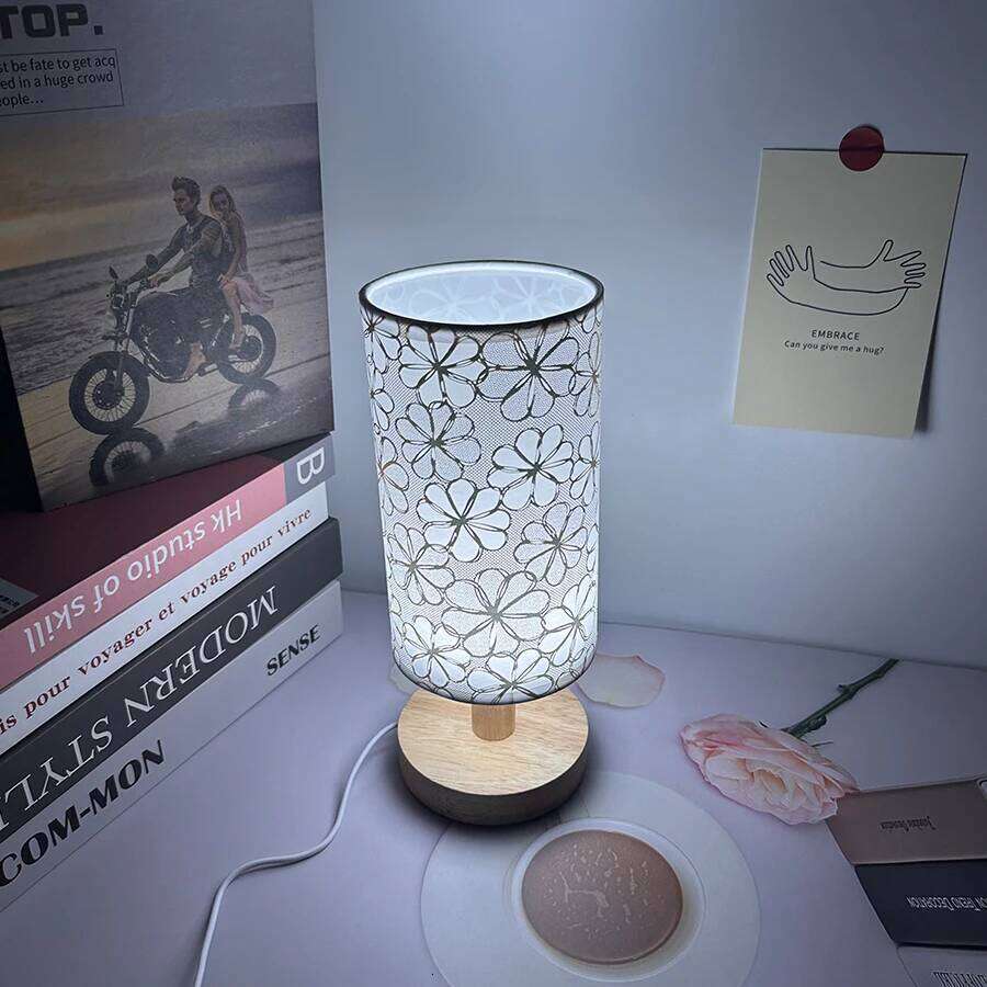 Golden Sunflower Fabric Desktop Table Lamp, USB-powered - three-color dimmable/warm light monochrome, suitable for various occas H260225