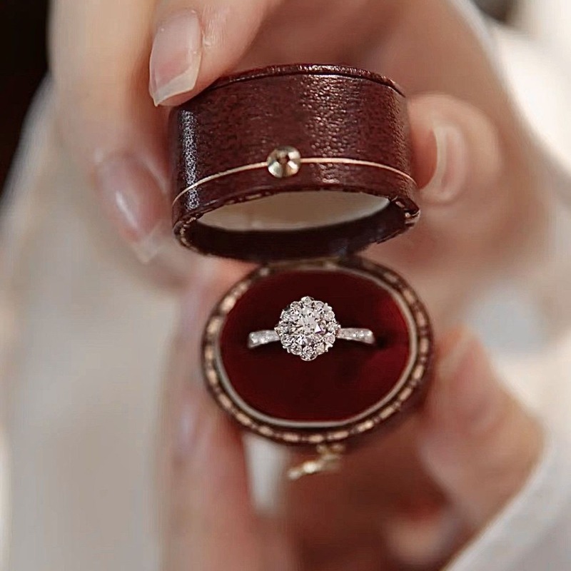 Starry Sparkling Bouquet Ring Luxury High End Statement Elegant Wedding Engagement Ring Jewelry for Her