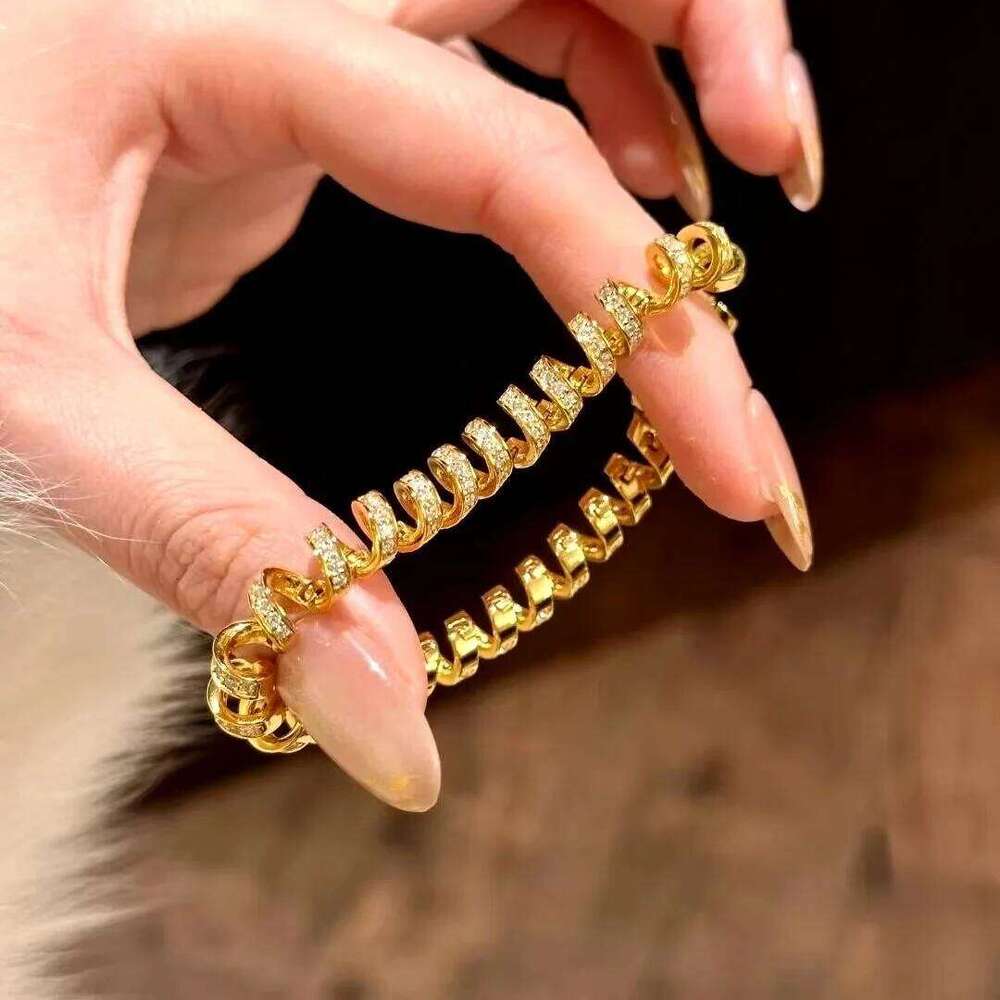 ZAKOL Sparkling Telephone Wire Stretch Bracelet Shiny Zircon Luxury Wrapped Bangle Sophisticated Aesthetic Jewelry Gift Z260225