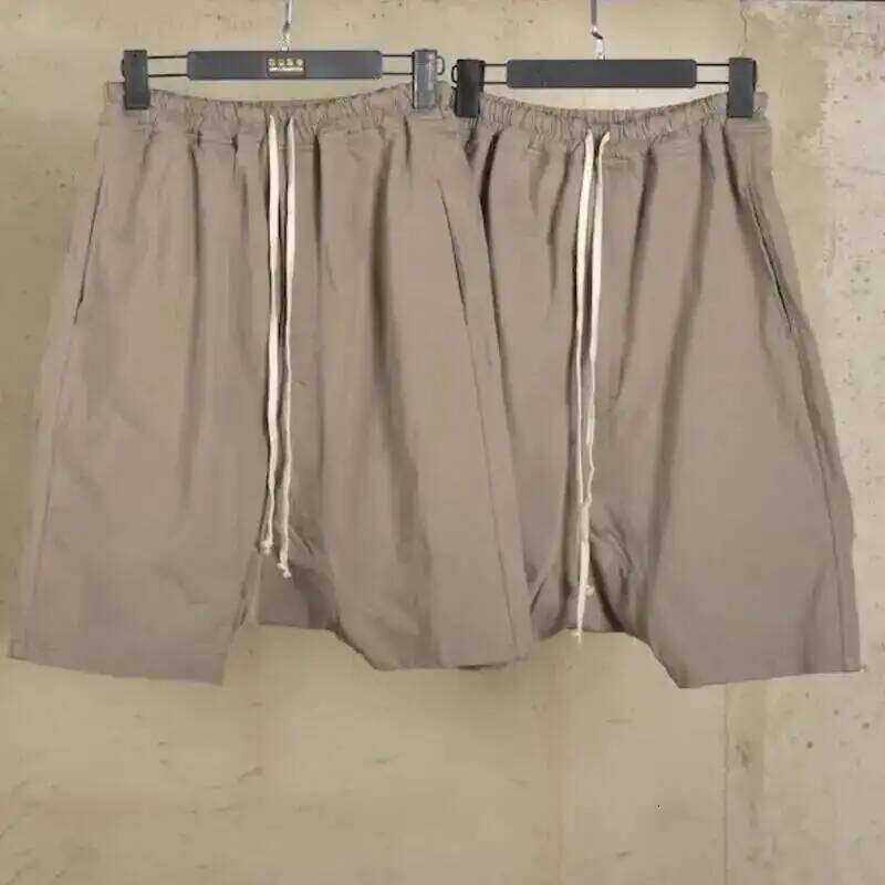 HKSH Summer New Men's Tide European American Style High Street Chic Capris Shorts Fashion Dark Trend Half Lengh Pants Ins HK5815 H260226