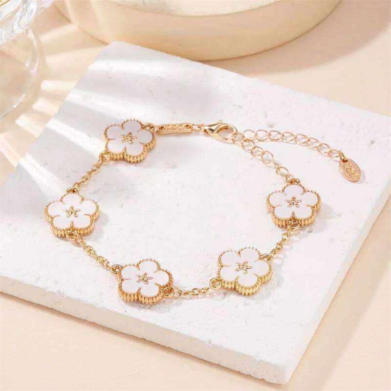 Luxury Double-sided Plum Blossoms for Women Five Leaf Flower Adjustable Bracelets Aesthetic Party Lucky Jewelry Gift Z260225