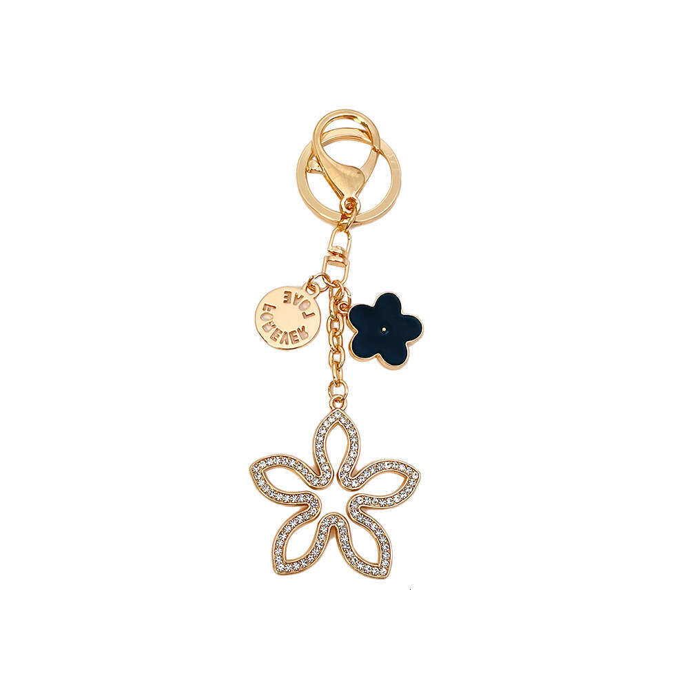 Keychain Versatile Two-color Flower Diamond-studded hollow full-diamond flower piece matches black and white enamel flowers Outdoor Recreation
