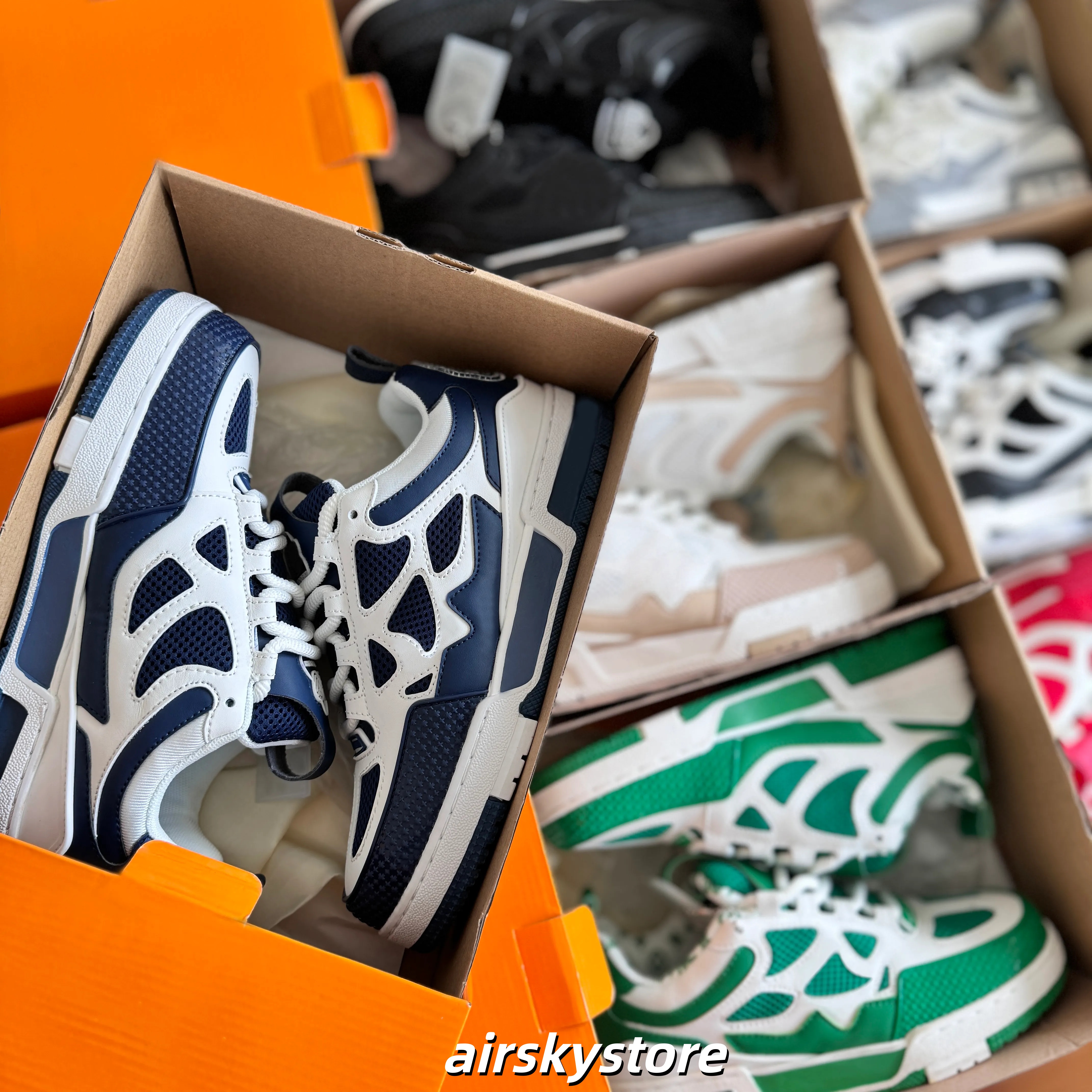 Designer skate sneakers mens womans trainers sneaker casual runner shoe outdoor leather skates tennis classics fashion shoes Low Platform Mens lvlys Trainers