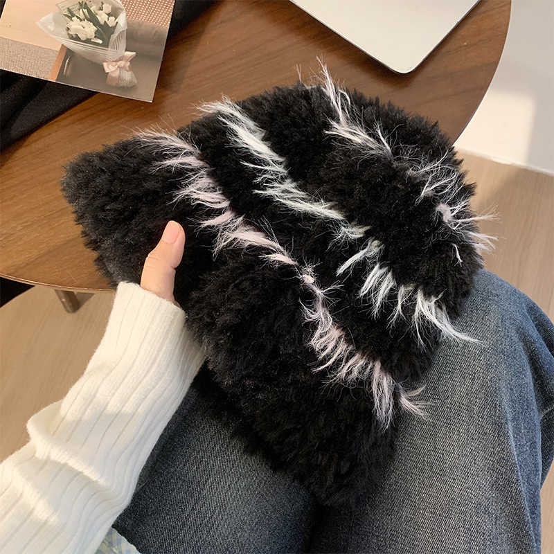 Style Plush Hat for Women Autumn and Winter Versatile Warm Ear Protection Face Slimming Knitted Cold Hat Large Head Circumference Fisherman Hat for Wi