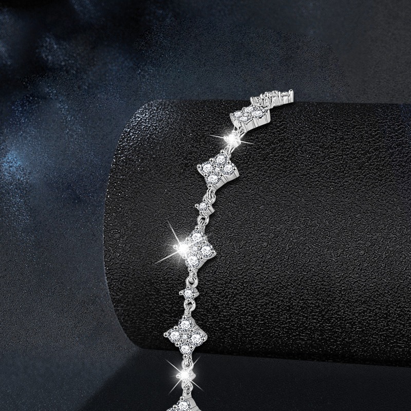 Jewelry Wholesale Rings For Women Round Necklace Metal Retro Jewelry Simple Ladies Valentine's Fashion Classic Jewelry Charms Bracelet Noosa Chun