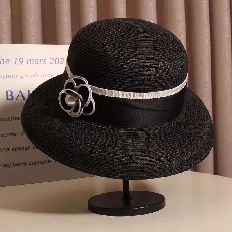 Metal buckle decorated straw hat Fashionable tassel decoration Suitable for wedding guests and garden parties