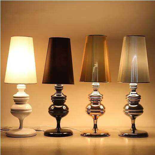 Post-modern simple warm bedroom bedside European style living decoration lighting hotel room guard desk lamp H260225