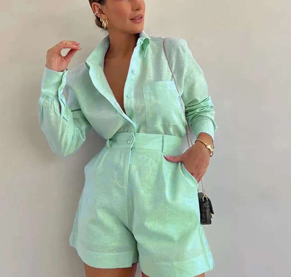 2026 new elegant summer autumn women's designer short sleeved round neck shirt loose shorts 2-piece set