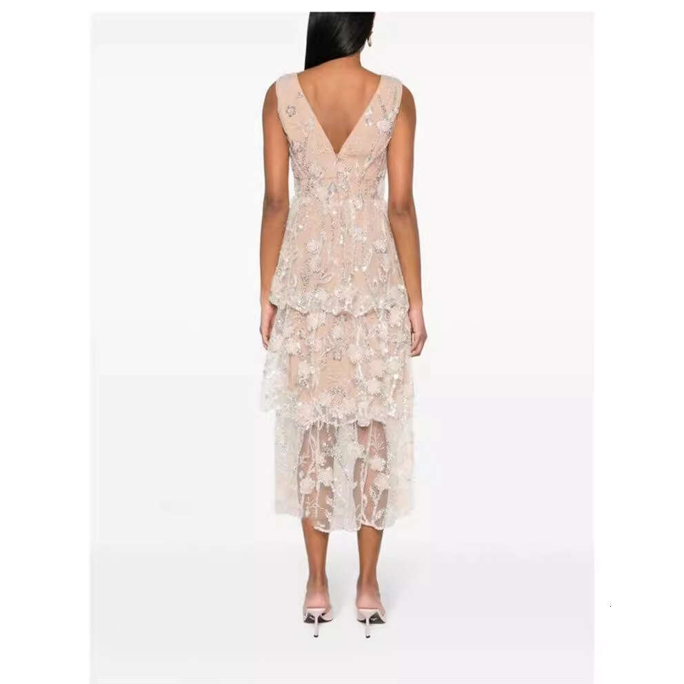 2026 new designer fashion brand elegant fairy style sleeveless V-neck sequined embroidered layered long skirt