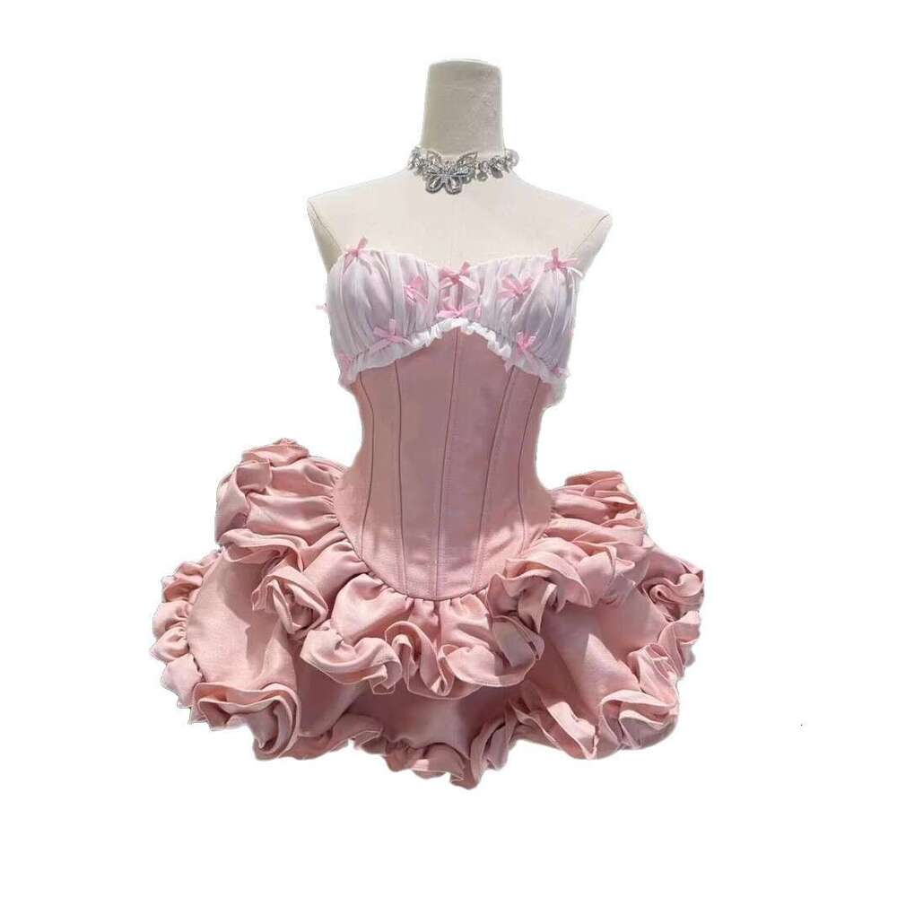 2026 designer fashion brand celebrity sweet and spicy style sexy strapless pleated fluffy mini skirt for women