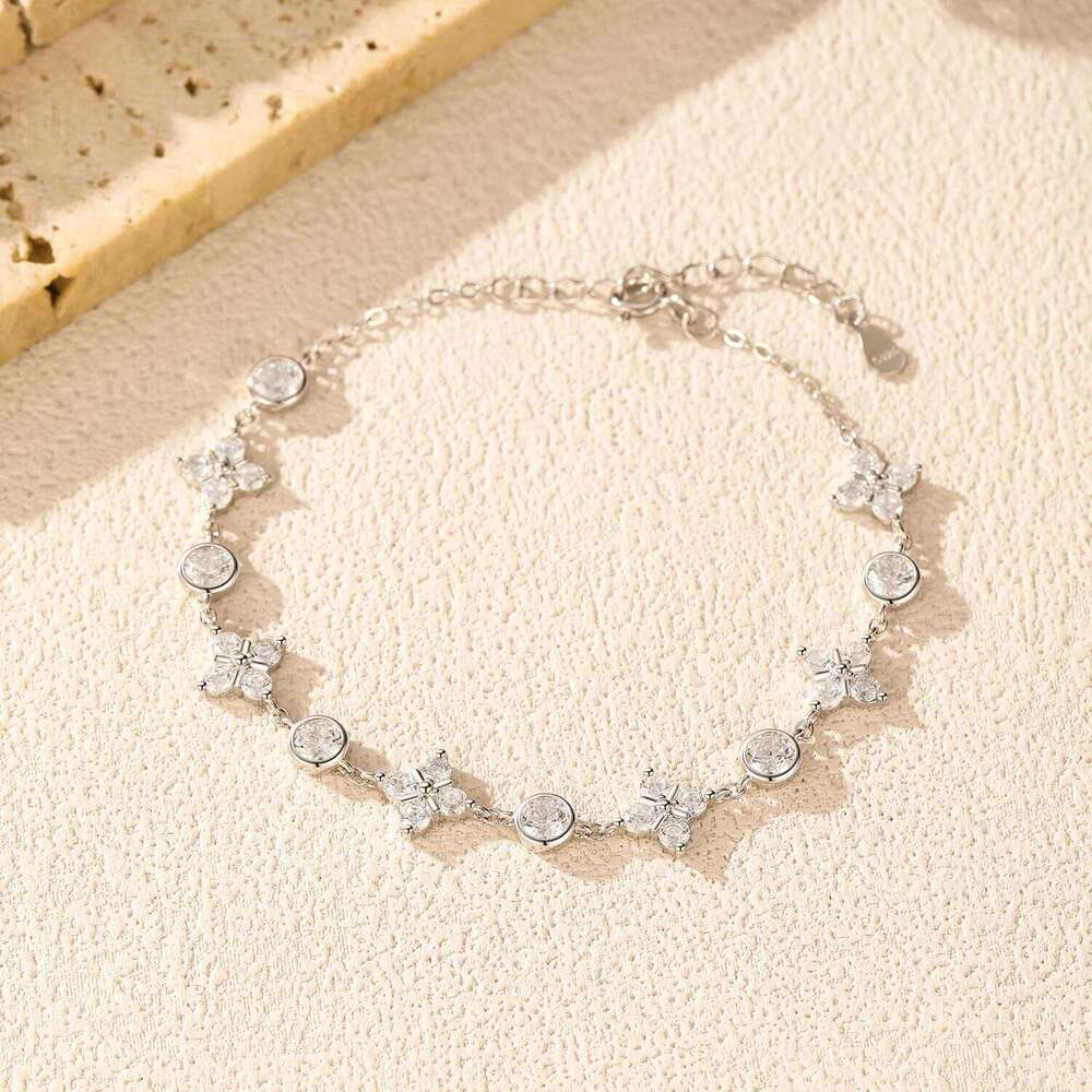 MODIAN 925 Sterling Silver Exquisite Dazzling Lucky Four-Leaf Clover Clear Zirconia Charm Bracelet For Women Party Fine Jewelry Z260225