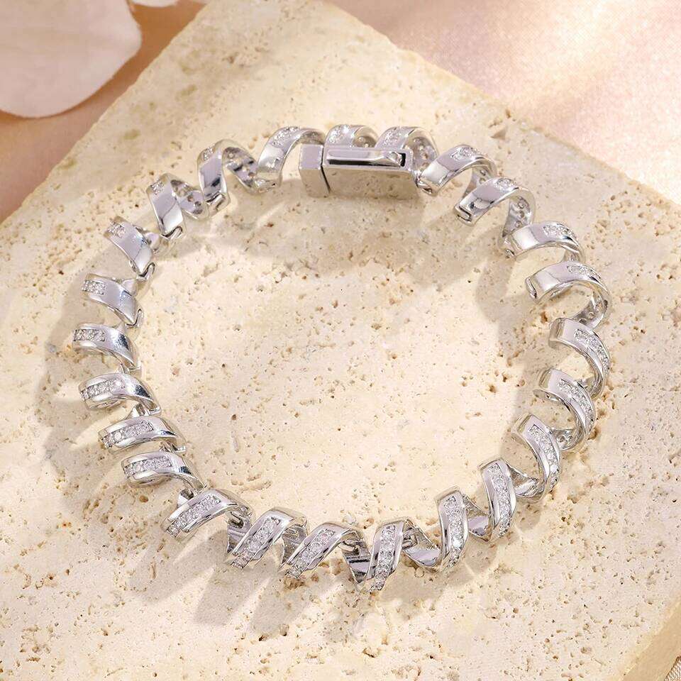 ZAKOL Sparkling Telephone Wire Stretch Bracelet Shiny Zircon Luxury Wrapped Bangle Sophisticated Aesthetic Jewelry Gift Z260225
