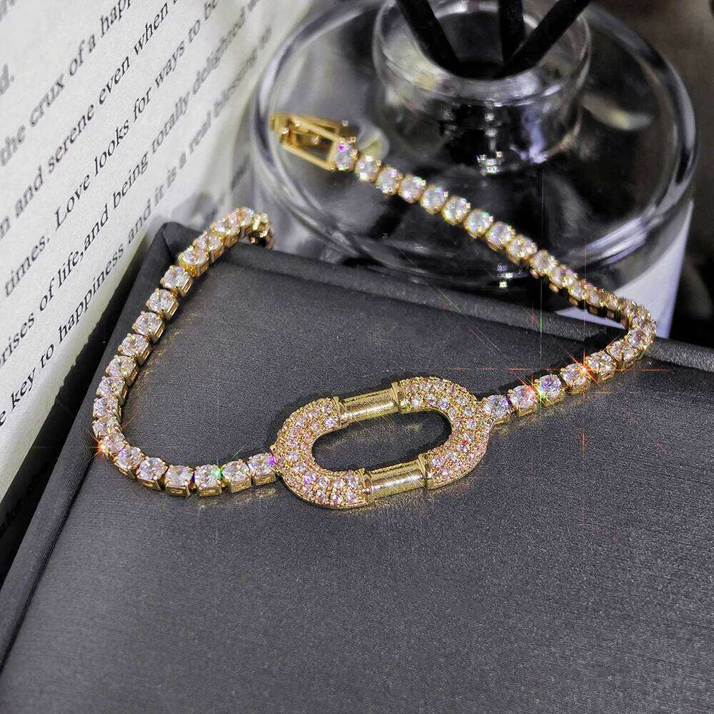 2024 New Arrival Best Sellers Fashion Luxury Gold Color Lock Bracelet Bangle for Women Anniversary Gift S8424 Z260225