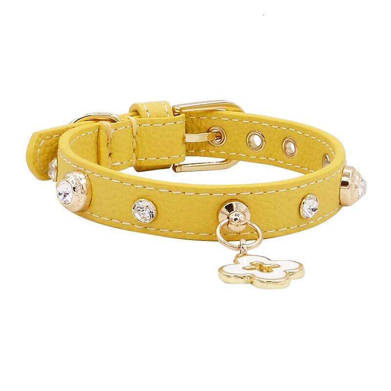 Achille Czech Diamond Nipple Nail Genuine Leather Neck Ring Teddy Schnauzer Pet Dog Collar with Metal Buckle