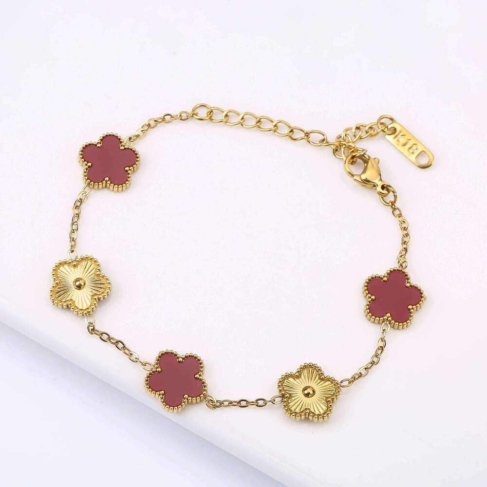 2025 New Design Splicing Plum Blossom Five Leaf Flower Metal Bracelet Plant Women's Luxury Stainless Steel Jewelry Clover Z260225