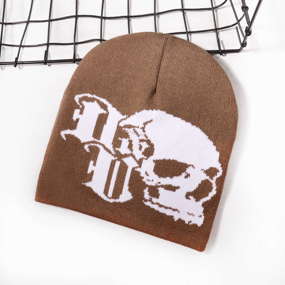 Outdoor street style gothic hip-hop warm fashion trendy skull jacquard knit hat S260225