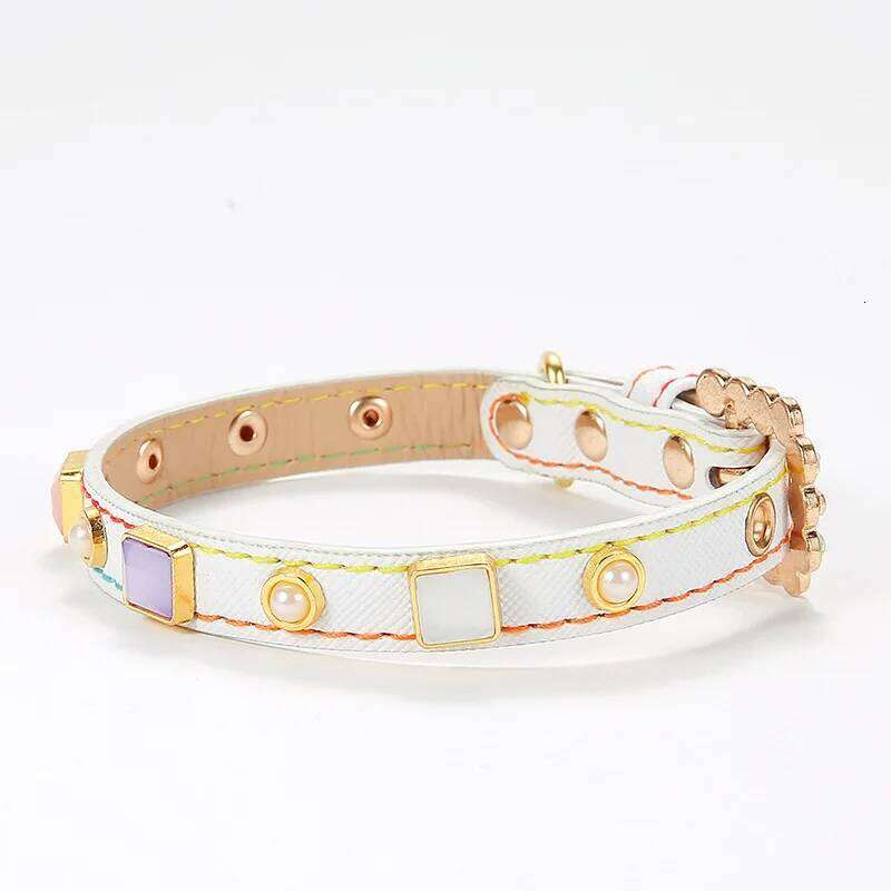 Luxury decoration collar made of PU leather, suitable for dogs and cats, dog walking collar, pet supplies