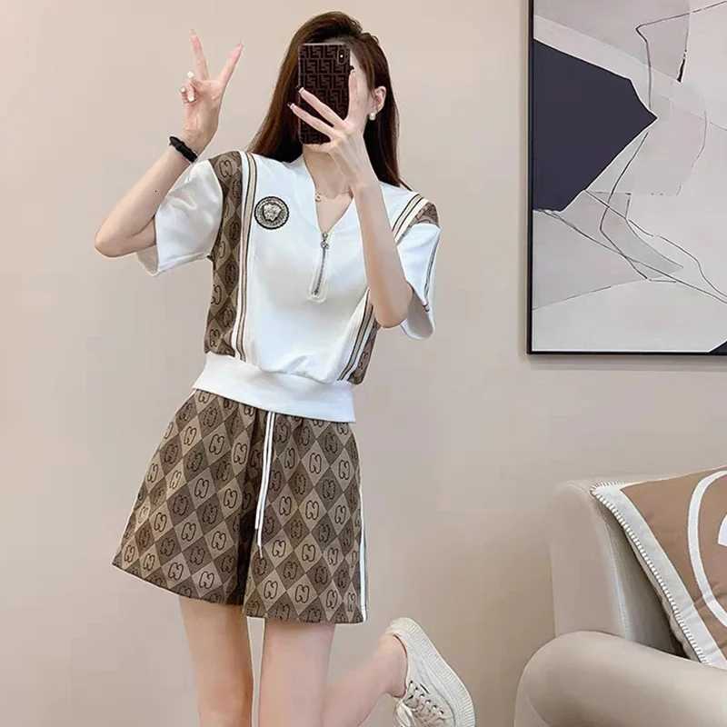 2026 Summer Women's Two Piece Set, Patchwork Zip-Up Short Sleeve Top & Shorts, Sporty Casual OutfitT260226