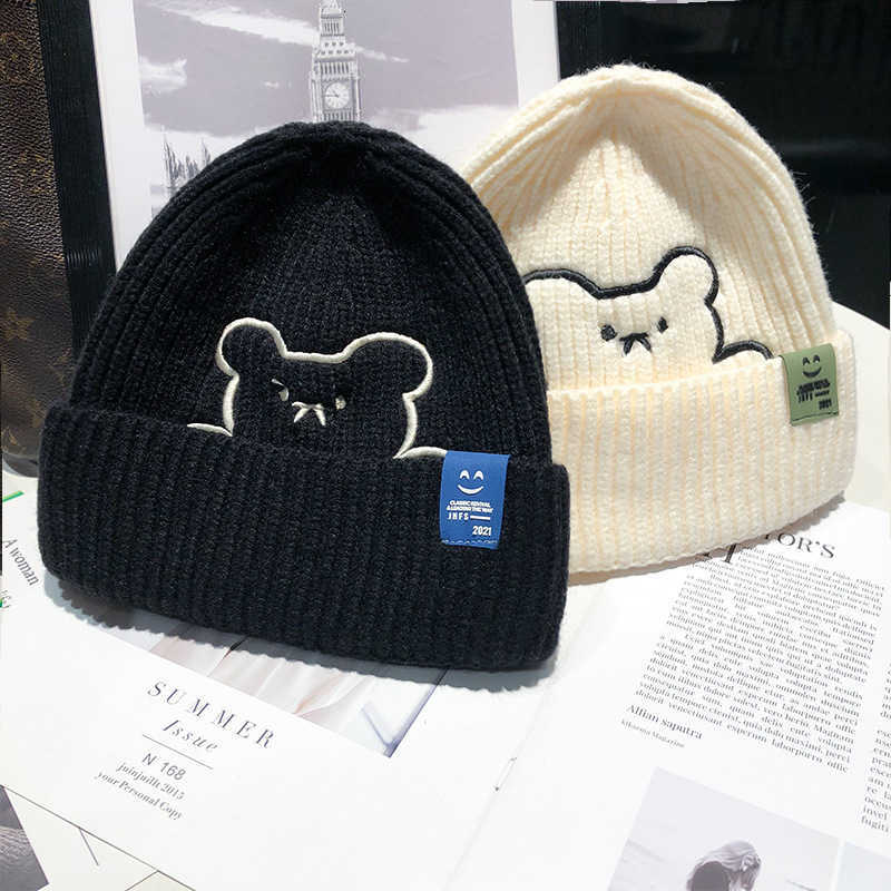 Versatile hat for autumn and winter Korean style woolen hat new cute bear smiley face embroidery warm ear protection knitted fashion S260225