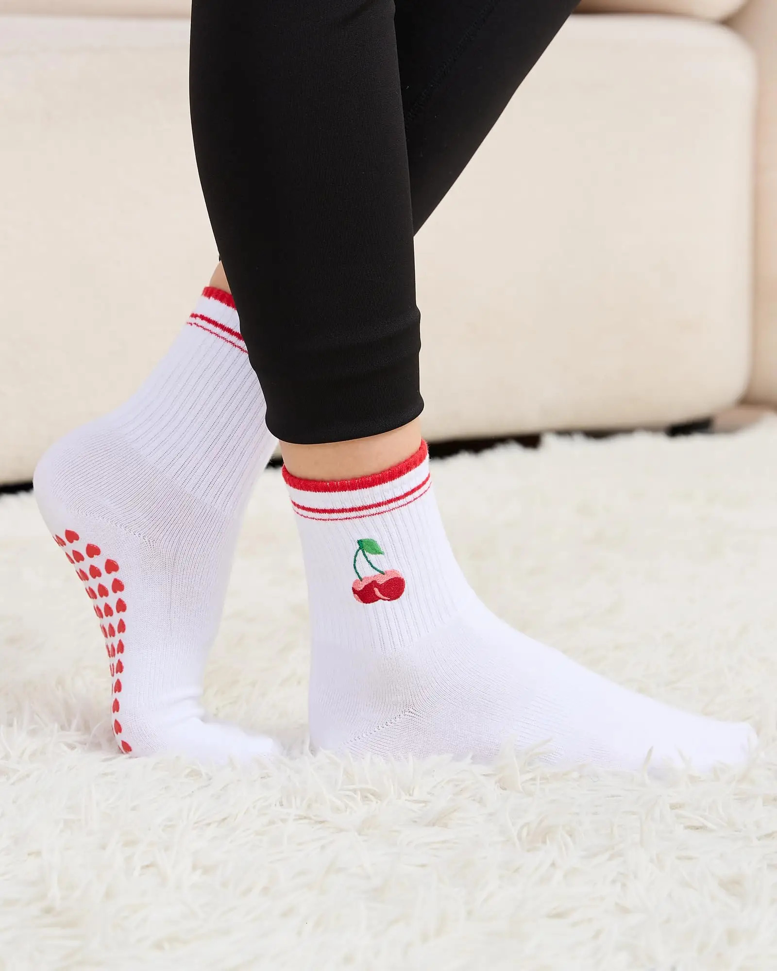 3 pairs Cute 3 Pairs Pilates Socks with Grips Ruffle Yoga Sock Grip Socks for Women 260202 - view 6