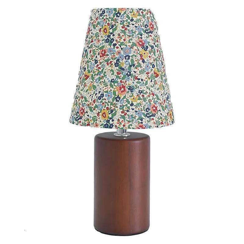 Nordic Pleated Cloth Bedroom Bedside Light Luxury High-end Retro Desk Solid Wood Ins Decorative Atmosphere Night Lamp H260225