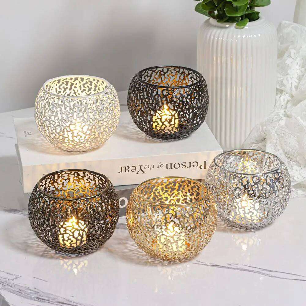 Candlestick Iron Vintage Metal Ornaments Cool Ins Style Items Desktop Hollow Electroplating Creative Supplies Beautiful Decor C260226