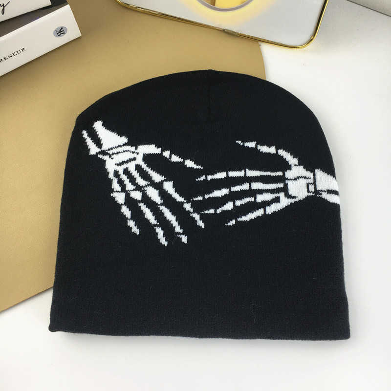 Halloween quirky personality claw knit hat for autumn and winter warm hip-hop beanie for men and women couples trendy pullover hat S260225