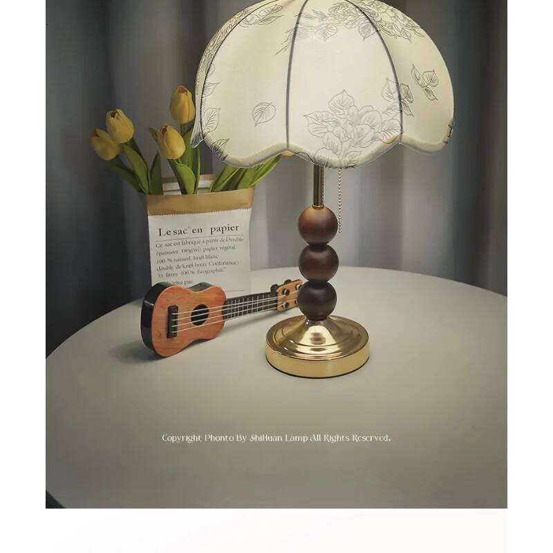 Nordic Retro French Pastoral Princess Fabric Bud Bedroom Bedside Decorative Table Lamp Light Luxury High-end Gift H260225