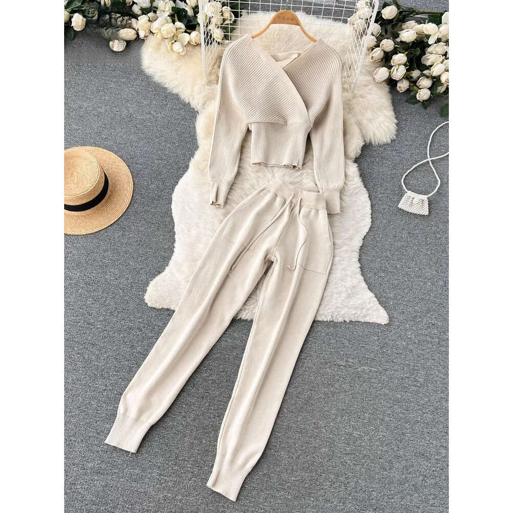 Women's designer winter casual knitted two-piece V-neck long sleeved sweater elastic pants set 2026