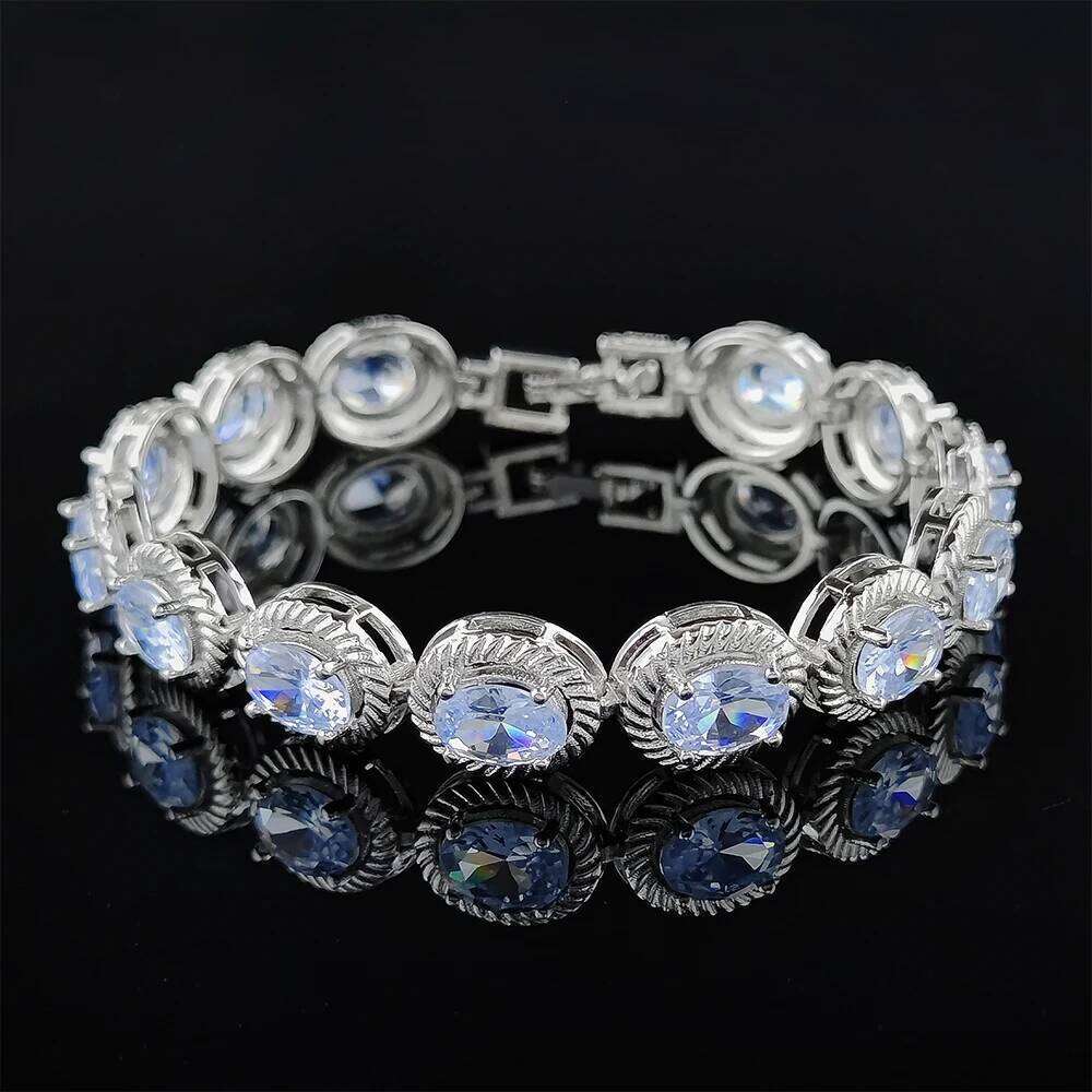 2024 New Arrival Luxury Oval Silver Color On Hand Bracelet Bangle For Women Anniversary Gift Jewelry Bulk Sell S6116 Z260225