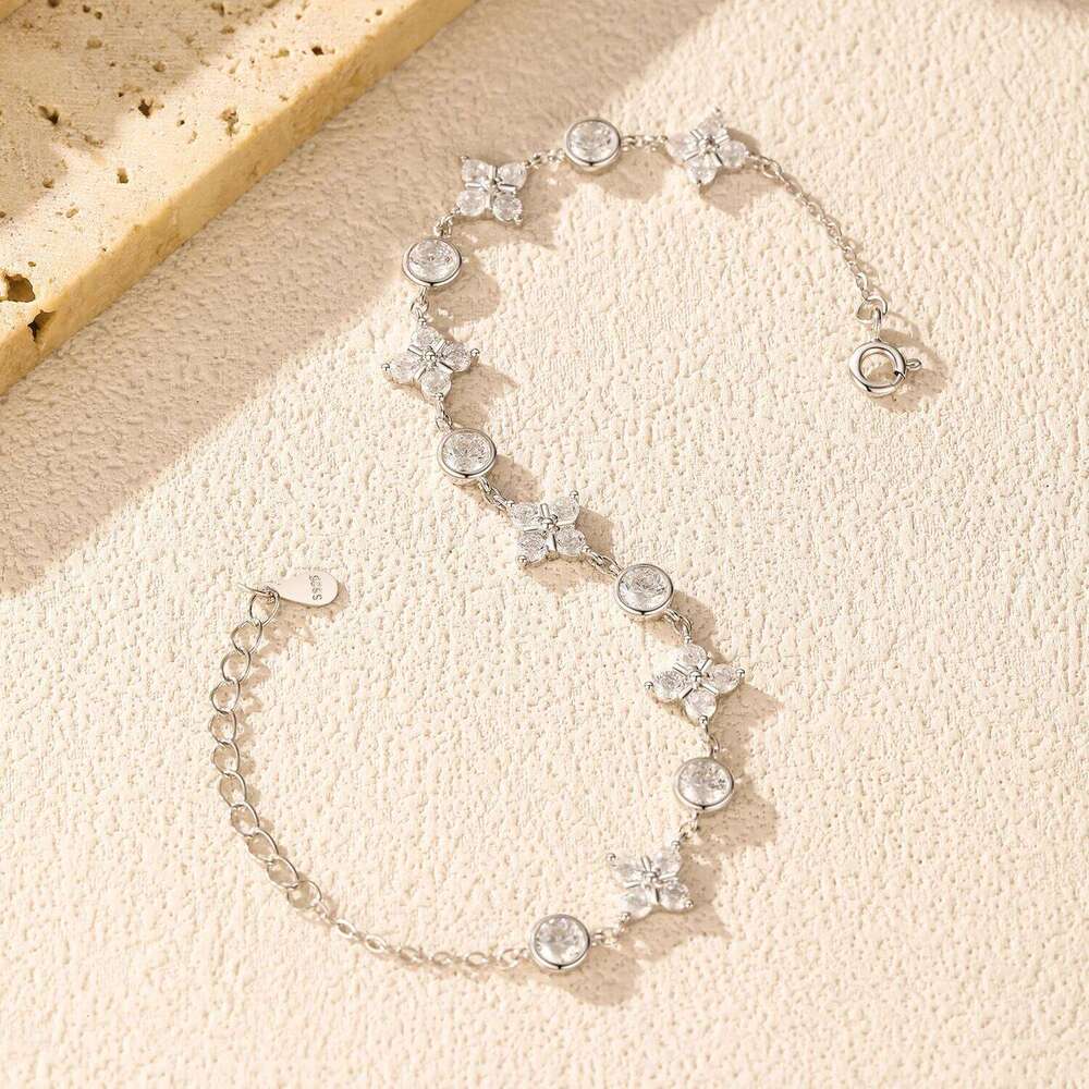 MODIAN 925 Sterling Silver Exquisite Dazzling Lucky Four-Leaf Clover Clear Zirconia Charm Bracelet For Women Party Fine Jewelry Z260225