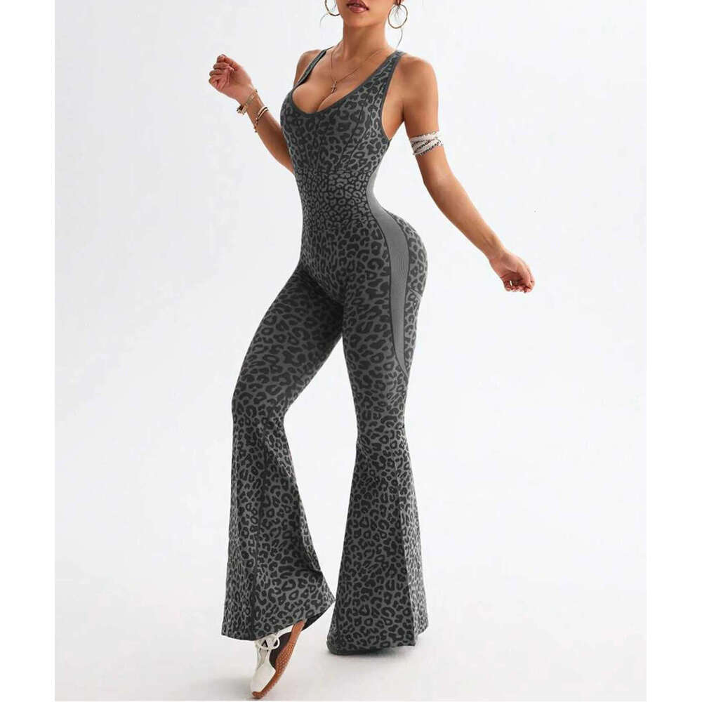 2026 Designer Women's Leopard Pattern Cross Back Seamless Yoga Fitness Integrated Sports Pants Set