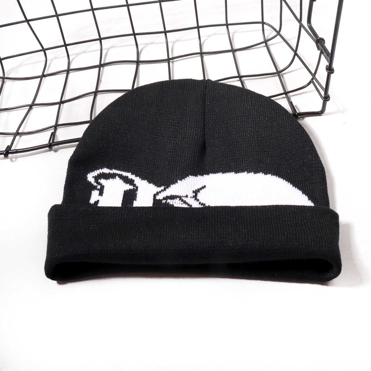 Outdoor street style gothic hip-hop warm fashion trendy skull jacquard knit hat S260225