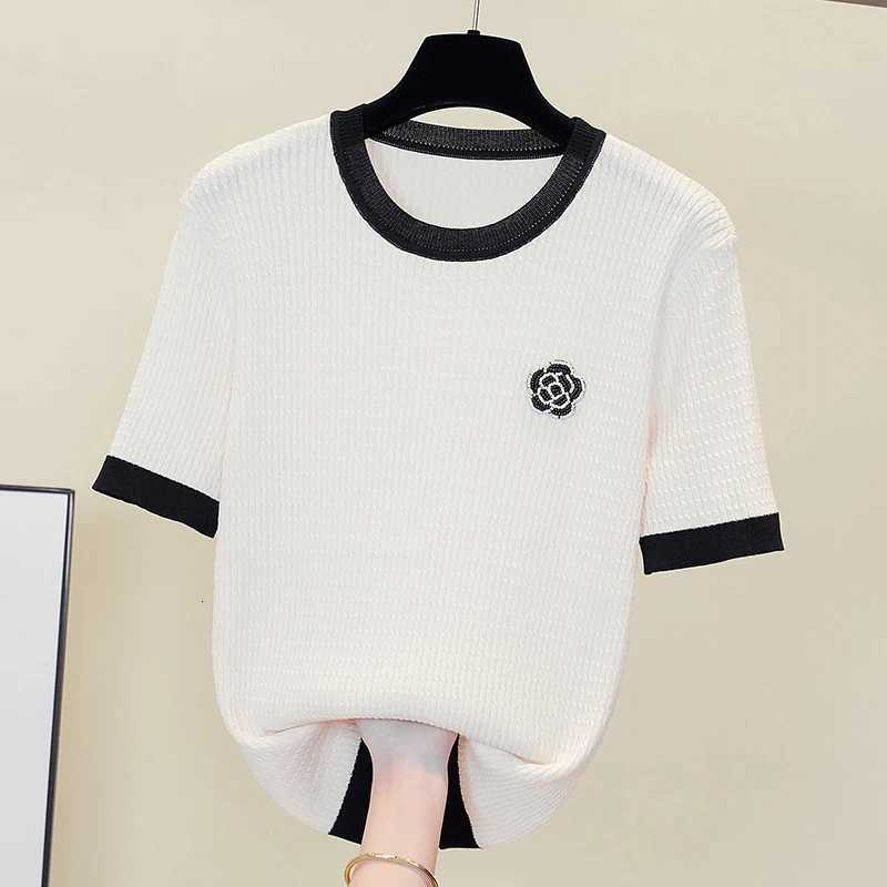Women's Camellia Jacquard Knit Top, Contrast Trim O-Neck Short Sleeve Summer SweaterT260226