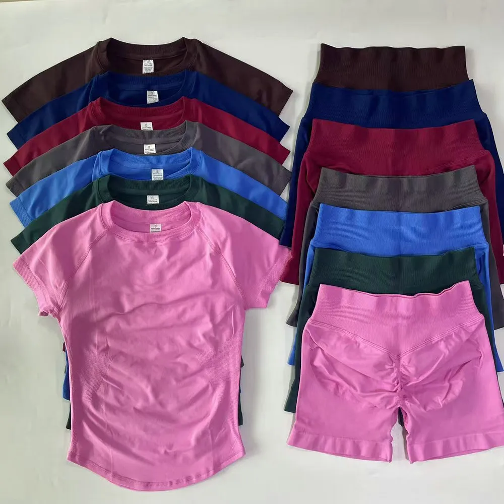 2 Pieces Women Yoga Sport Set Longline Short Sleeve Top Yoga Outfit T-shirt Crop Top Gym Clothes Seamless Design 4.5" Leg Length Low Ribbed Band 