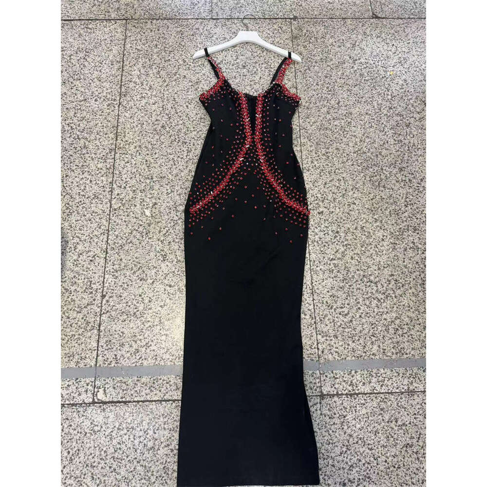 2026 new European and American sexy fashion goddess strap hand sewn rhinestone slim fit long skirt