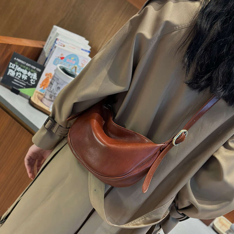 Luxury Shoulder Bags Totes Hobo Top Layer Cowhide Bag For Women New Model Shoulder Dumpling Autumn And Winter Genuine Leather S Crossbody Vintage Styl