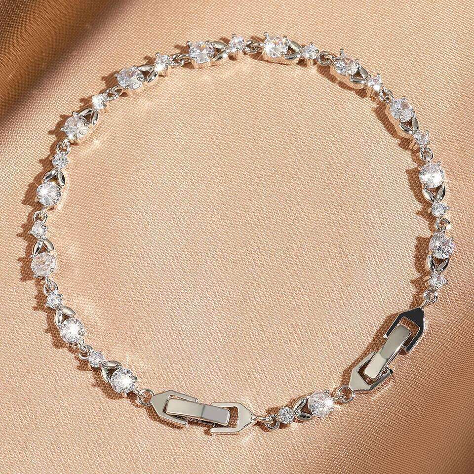 ZAKOL Exquisite Leaf Bracelets for Women Sliver Color Crystal Men Bangles Fashion Heart Zircon Girls Party Jewelry Z260225