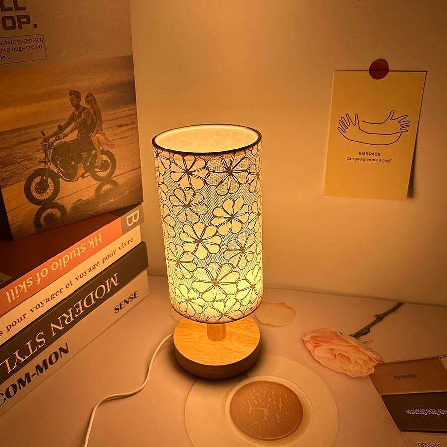 Golden Sunflower Fabric Desktop Table Lamp, USB-powered - three-color dimmable/warm light monochrome, suitable for various occas H260225