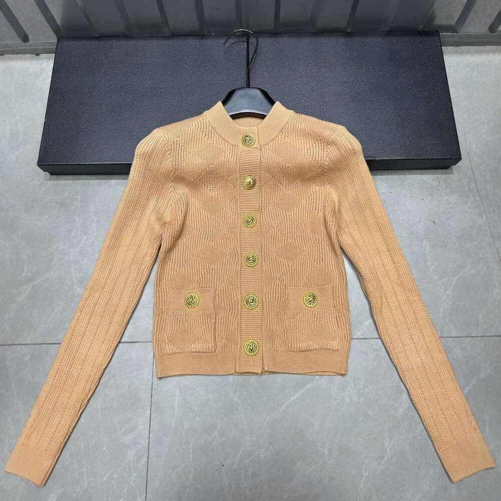 2026 autumn and winter new women's four-color optional diamond pocket knitted long sleeved single breasted cardigan multifunctional top