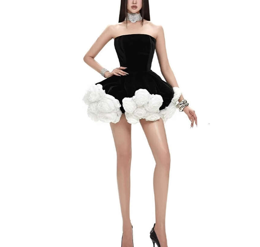 2026 new niche design social sexy velvet tube top 3D white rose petite fluffy short skirt dress for women