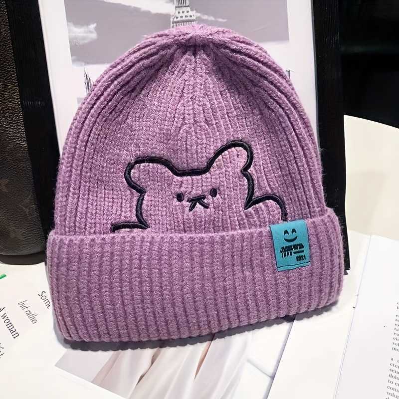 Hot Selling Autumn Winter New Embroidered Cute Knitted Hat for Women Face Slimming Warm Wool Hat Cold Hat Student Ear Protection Hat S260225