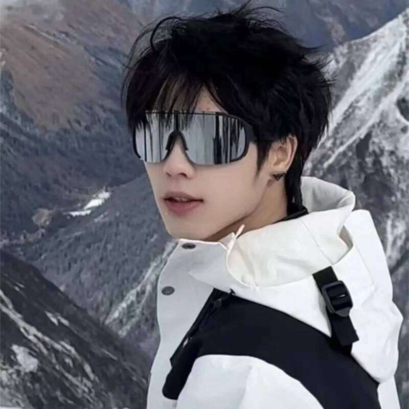 Wholesale New Outdoor Cycling Sunglasses Windproof Skiing Goggles Full-Face Sports Glasses Z260225