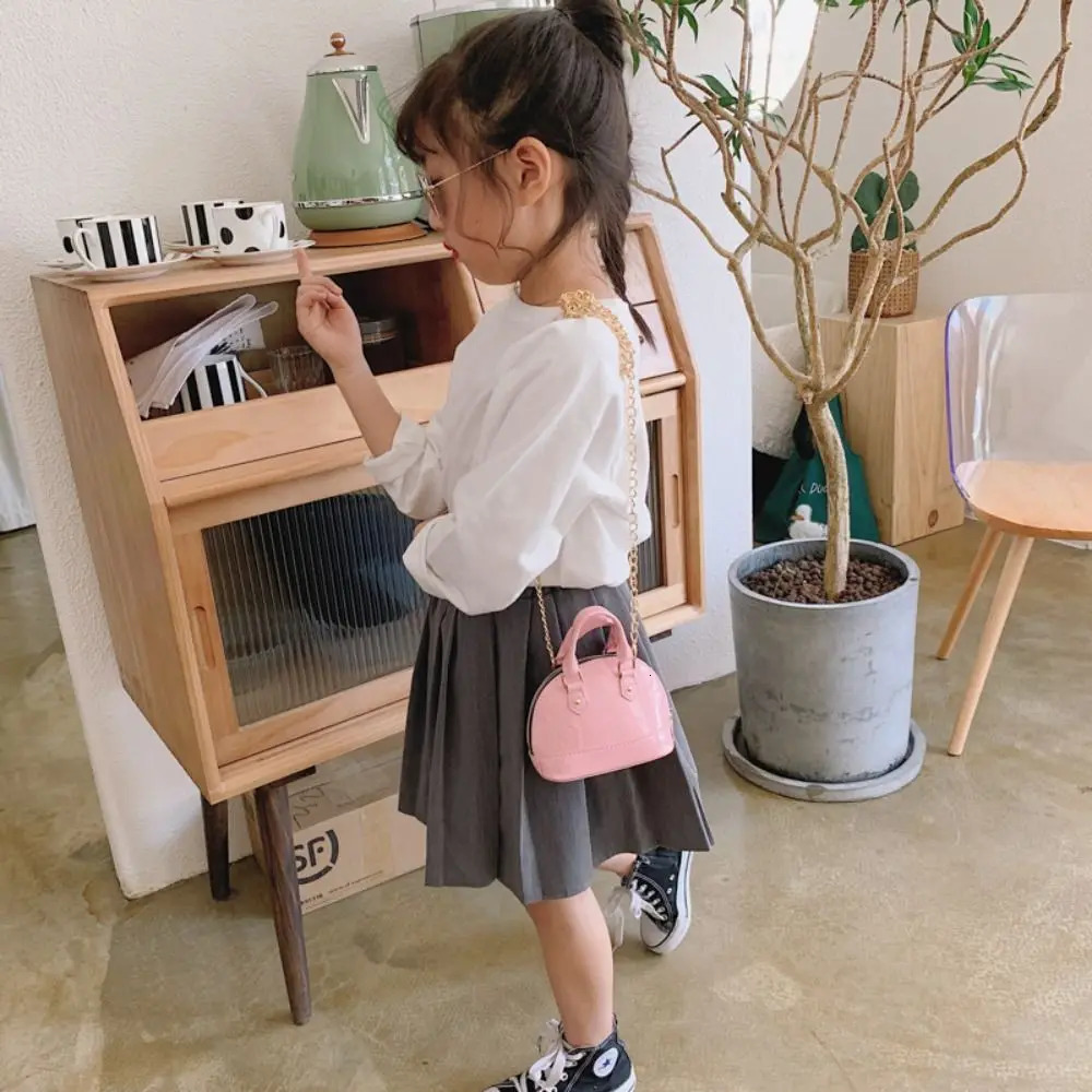 Kids Stuff Fashion Handbag PU Mini Shoulder Bag Small Satchel Coin Wallets Little Girls Chain Crossbody 260311